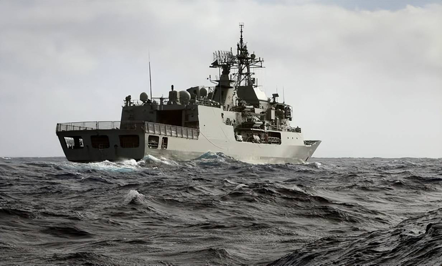 湾湾讨论：加拿大、澳洲軍艦入台海，沿台海中線北上