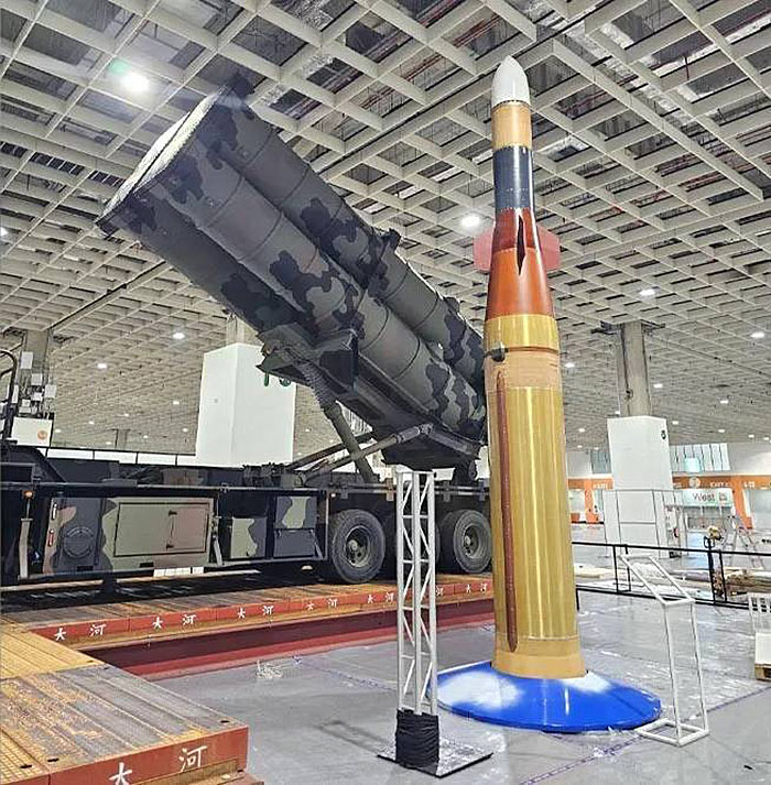 岛蛙讨论：台湾的強弓飛彈射程達1500公里？！