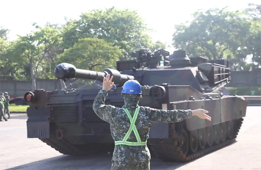 岛蛙讨论：美国的M1A2坦克全數到齊，最後一批28輛抵台！